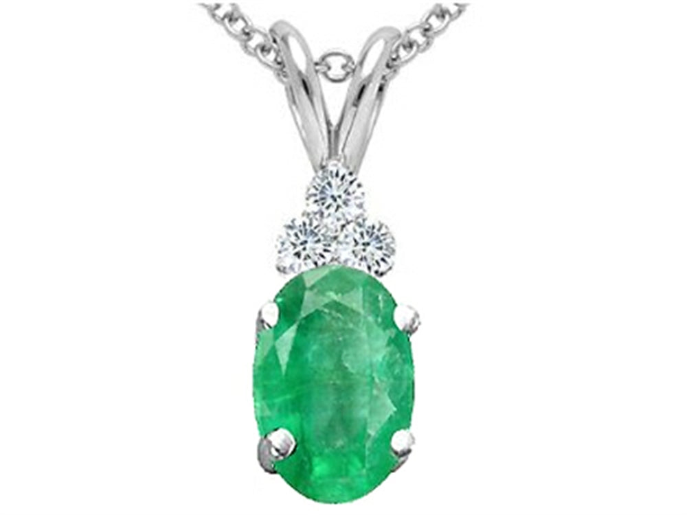 Tommaso Design Oval Genuine Emerald s Pendant Necklace