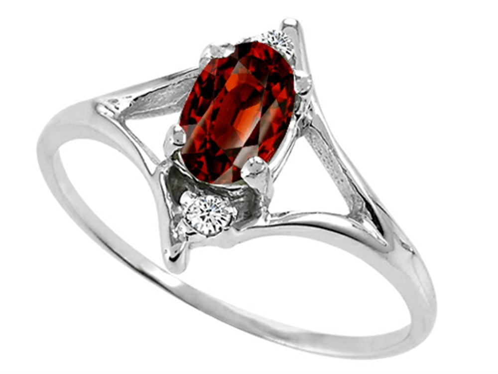 Tommaso Design Genuine Garnet Ring