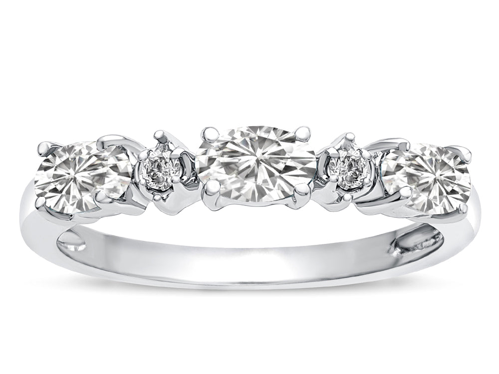 Tommaso Design Oval 5x3mm Genuine White Topaz three stone oval band