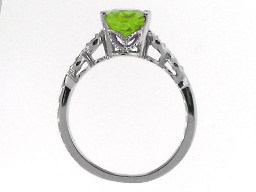 Tommaso Design Oval 8x6mm Genuine Peridot Ring