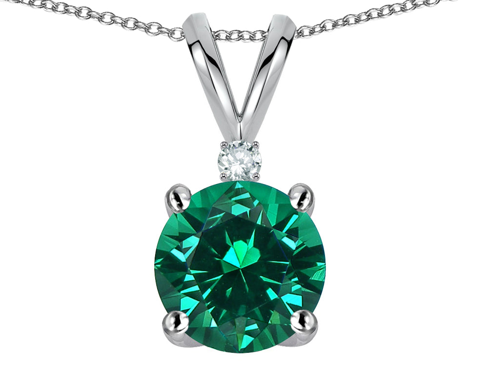 Star K Classic Round 7mm One Stone Simulated Emerald Pendant Necklace