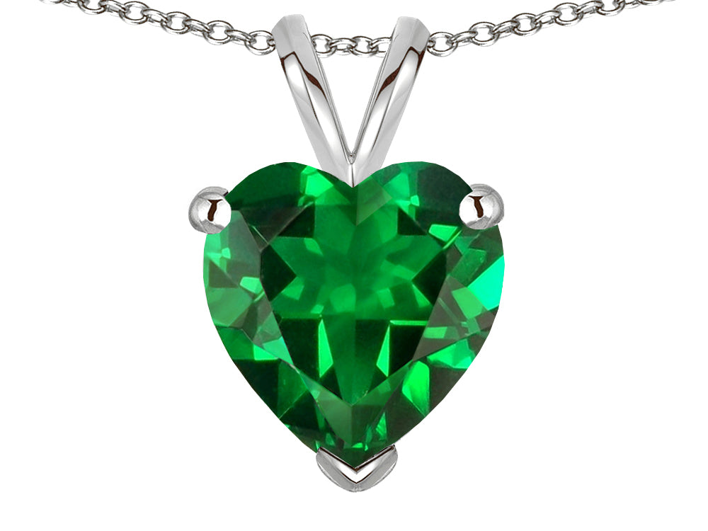Star K  8mm Heart Simulated Emerald Pendant Necklace