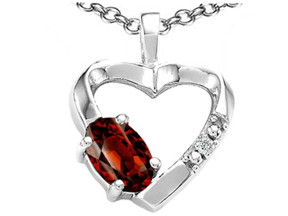 Tommaso Design™ Oval 6x4 mm Genuine Garnet Heart Pendant Necklace