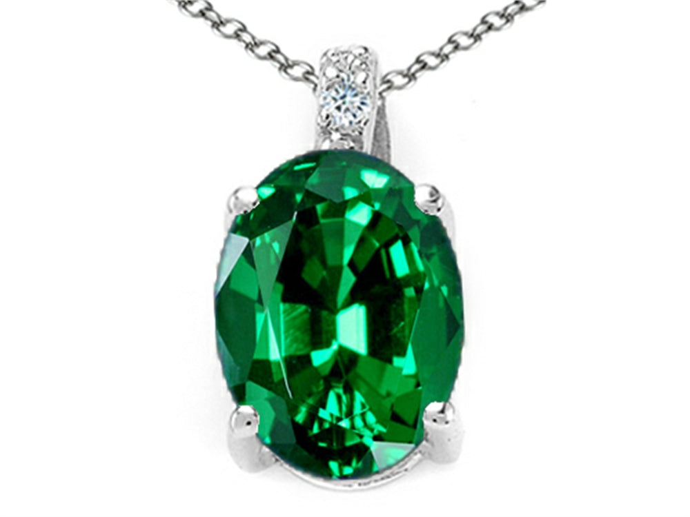 Tommaso Design Oval 10x8mm Simulated Emerald Pendant Necklace
