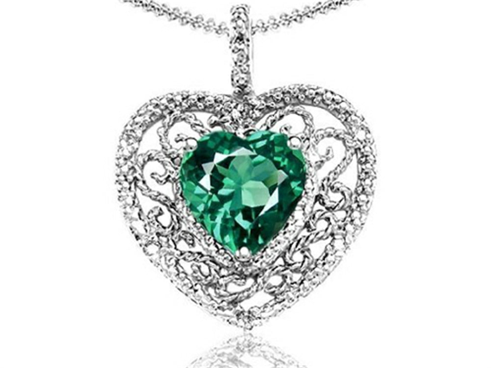 Tommaso Design Heart Shape 8mm Simulated Emerald Pendant Necklace