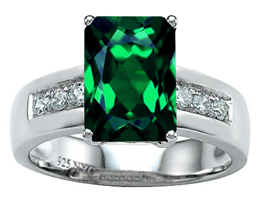 Star K Classic Octagon Emerald Cut 9x7 Ring With Simulated Emerald
