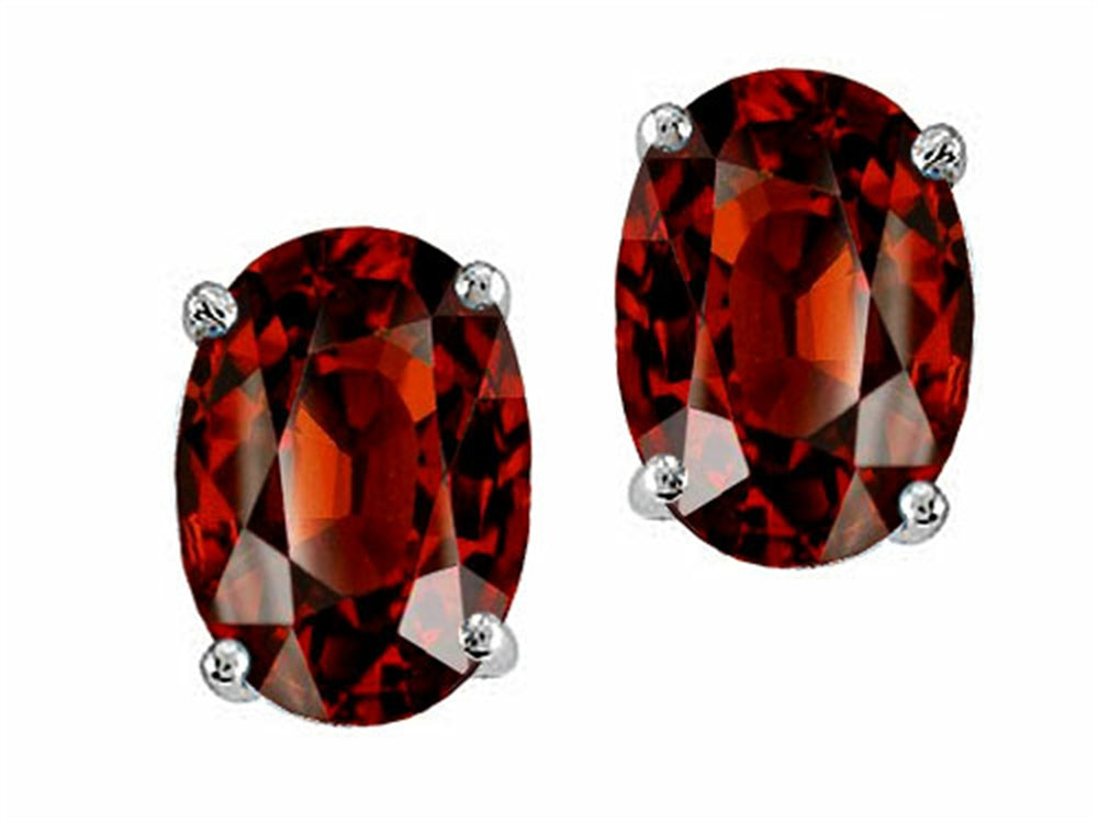 Tommaso Design Oval 7x5mm Genuine Garnet Earrings Studs
