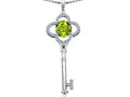 Star K Large Clover Shape Key To My Heart Pendant Necklace with Round 7mm Simulated Peridot and Cubic Zirconia