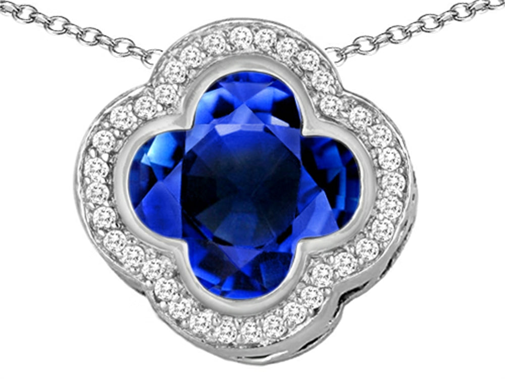 Star K Large Clover Pendant Necklace with 12mm Clover Cut Simulated Sapphire