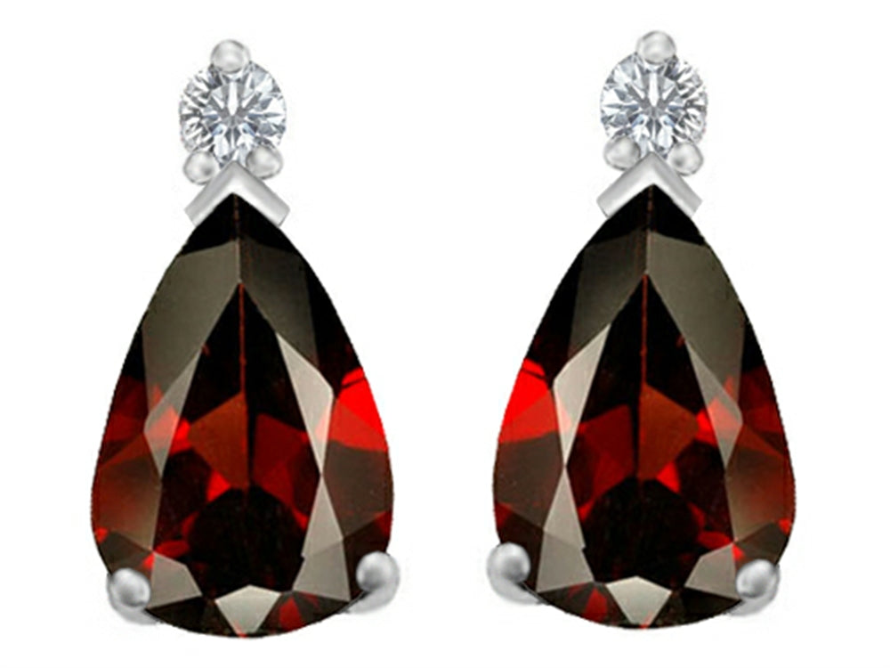 Star K 8x6mm Pear Shape Simulated Garnet Earrings Studs