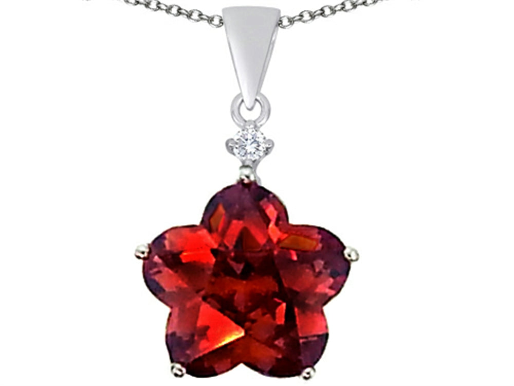 Star K Large 14mm Flower Shape Star Pendant Necklace with Simulated Garnet