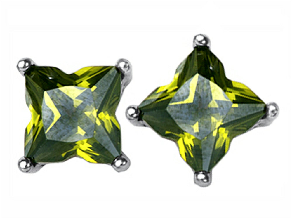 Star K Fancy Cut Star Shape Earrings Studs with Simulated Peridot