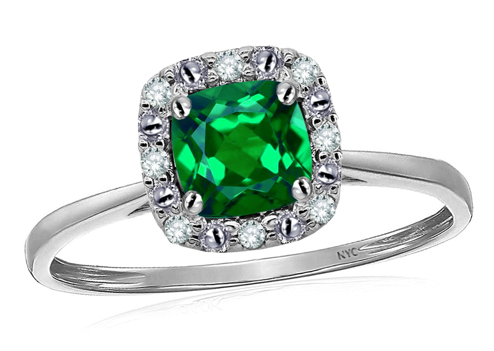 Star K 14 kt White Gold Classic Cushion-Cut Simulated Emerald Designer Halo Ring