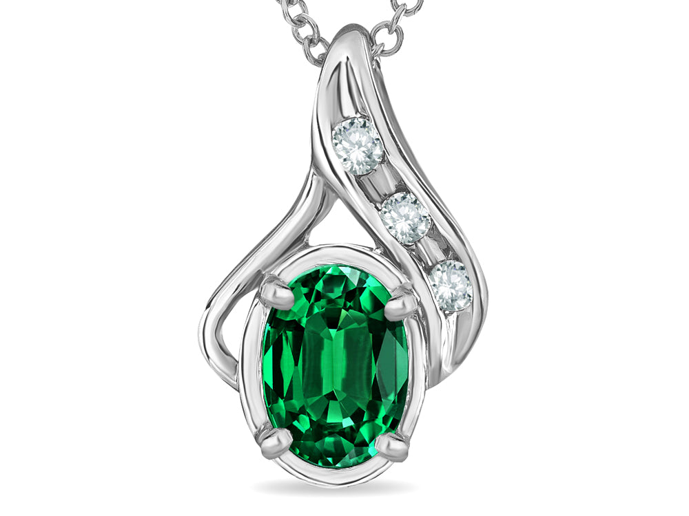 Star K Oval 7x5mm Simulated Emerald Pendant Necklace