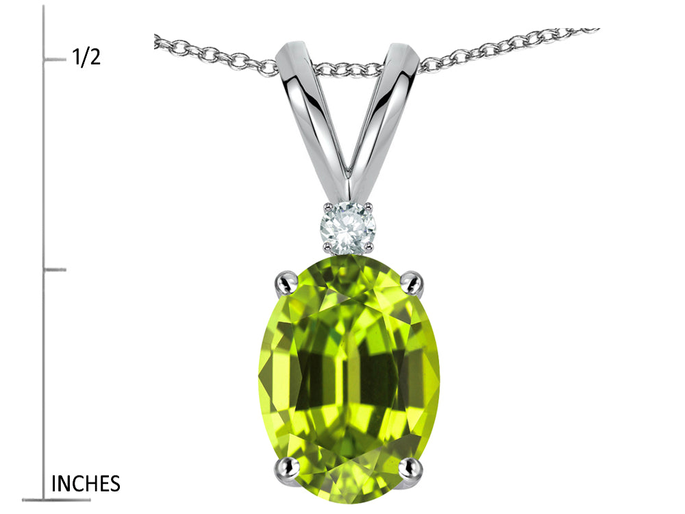 Star K Oval 7x5mm Genuine Peridot Classic Rabbit Ears Pendant Necklace