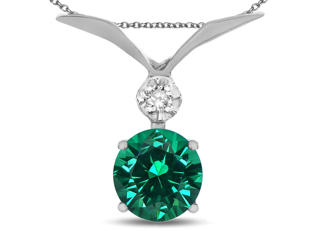 Star K Round 7mm Simulated Emerald Pendant Necklace