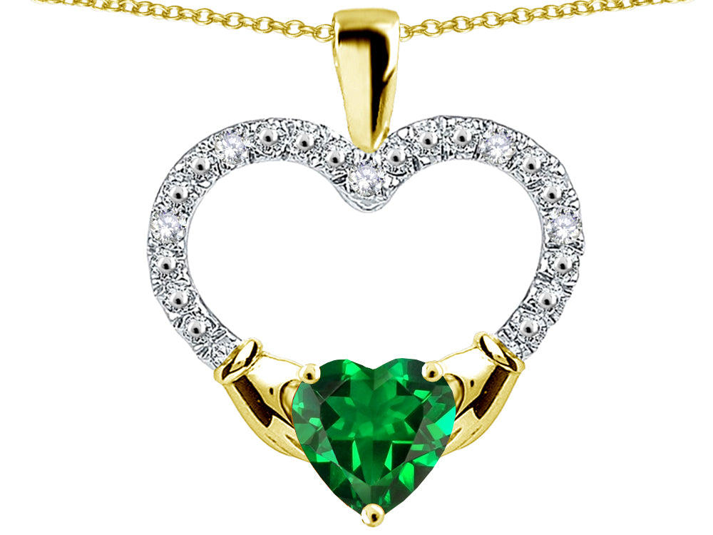 Star K Hands Holding Heart Simulated Emerald Claddagh Pendant Necklace