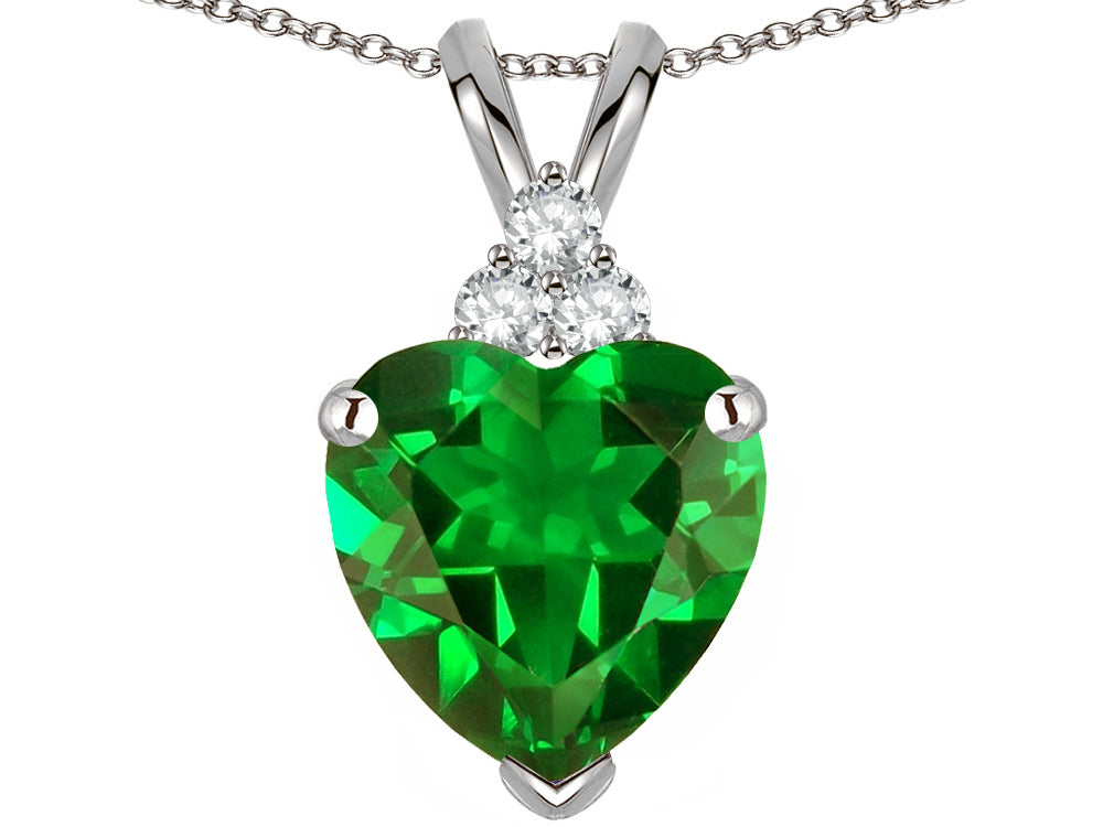 Star K 8mm Heart Shape Simulated Emerald Three Stone Pendant Necklace