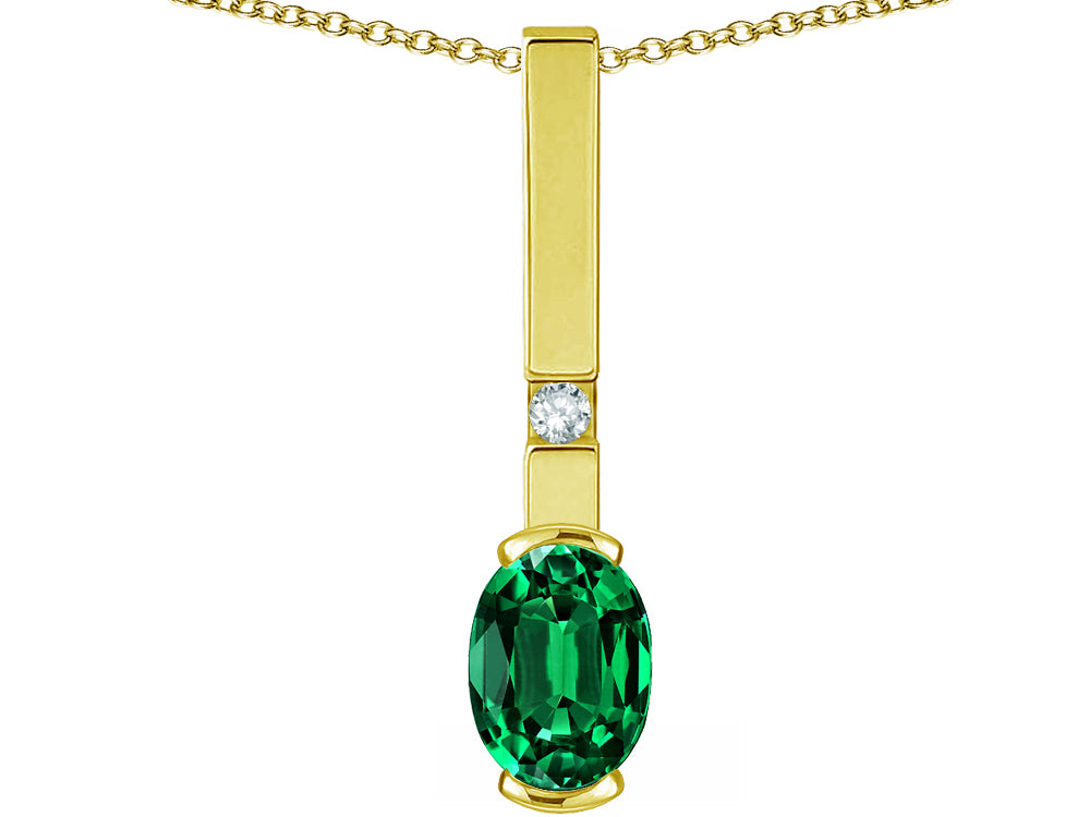 Star K  Oval 8x6mm Simulated Emerald Bar Pendant Necklace