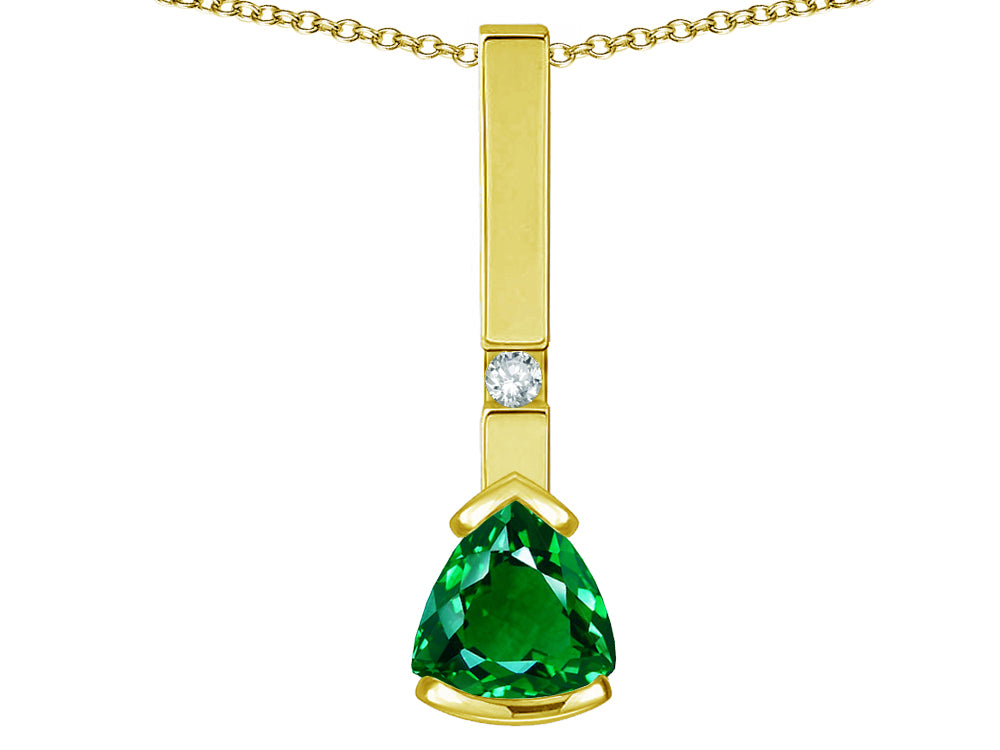 Star K  7mm Trillion Simulated Emerald Bar Pendant Necklace