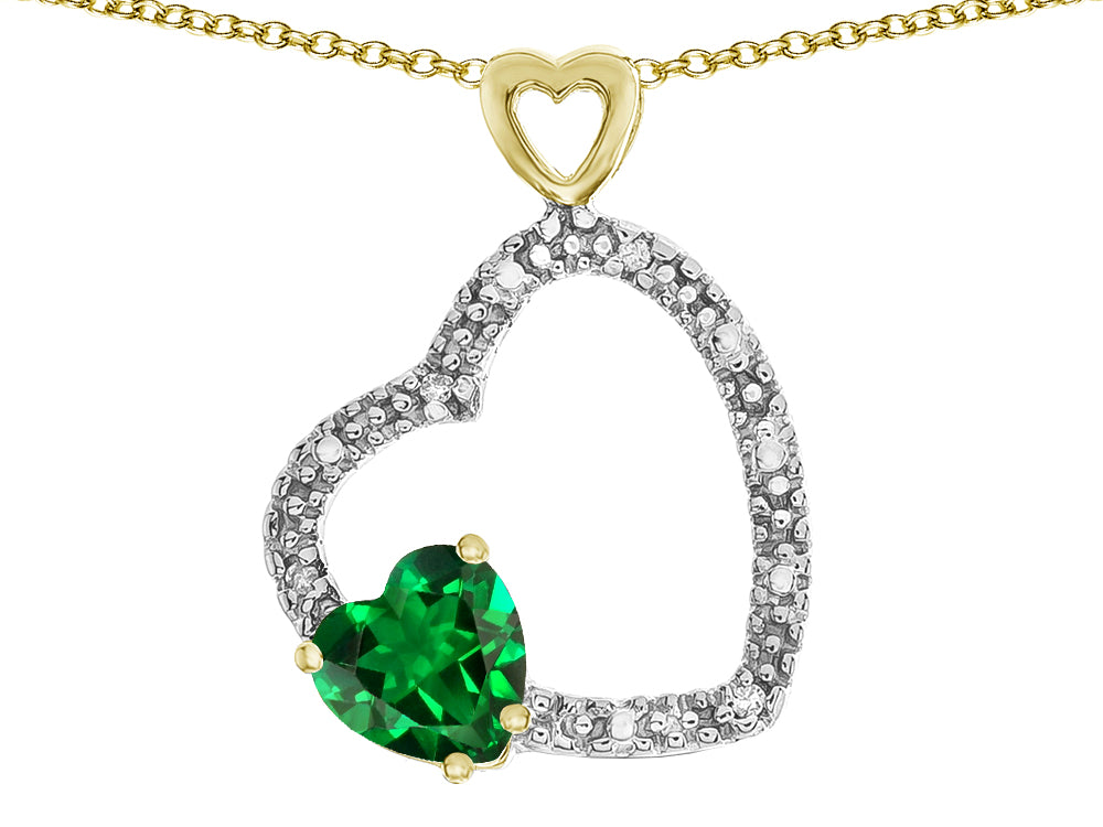 Star K Double Open Heart Pendant Necklace with 6mm Simulated Emerald Stone