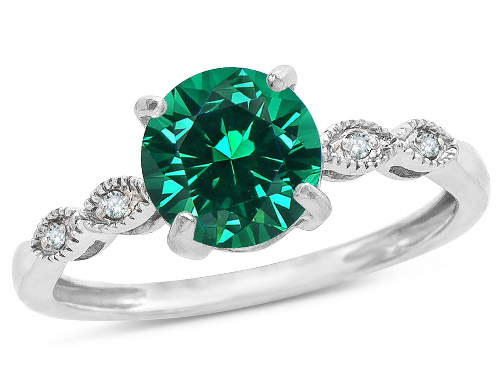 Star K Round 7mm Simulated Emerald Vintage Antique Look Engagement Promise Ring