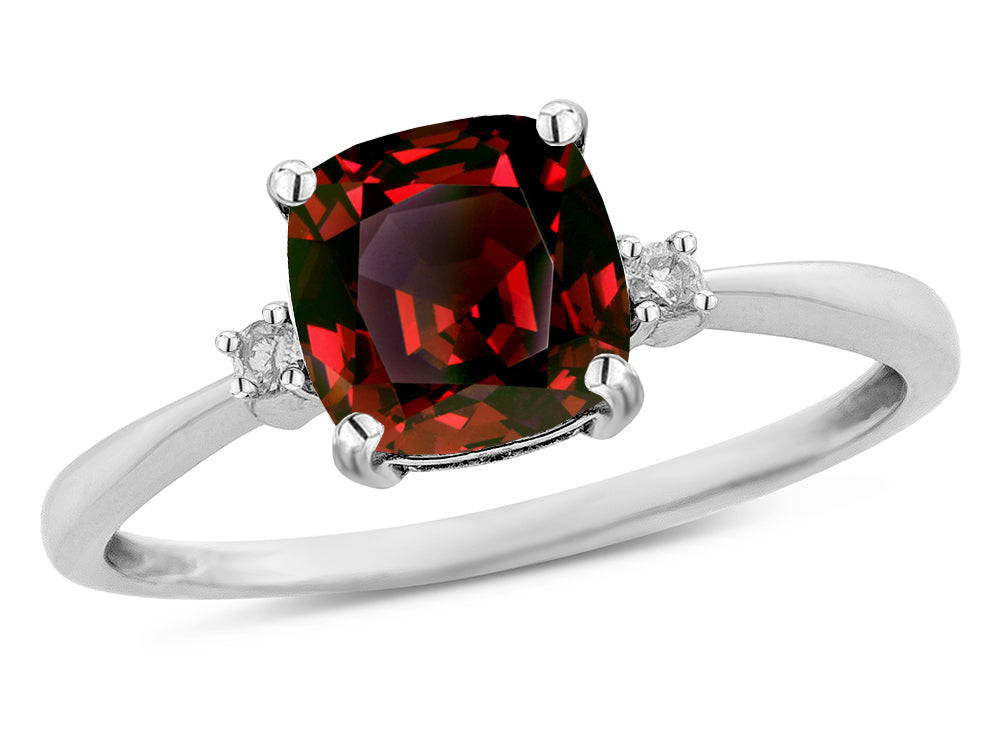 Star K 7mm Cushion-Cut Genuine Garnet Classic three 3 stone Engagement Promise Ring