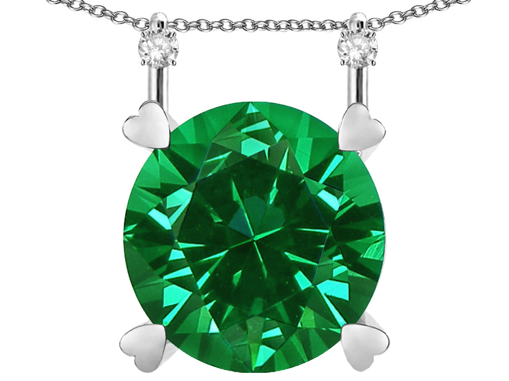 Star K Round 7mm Simulated Emerald Stackable Mothers Hearts Pendant