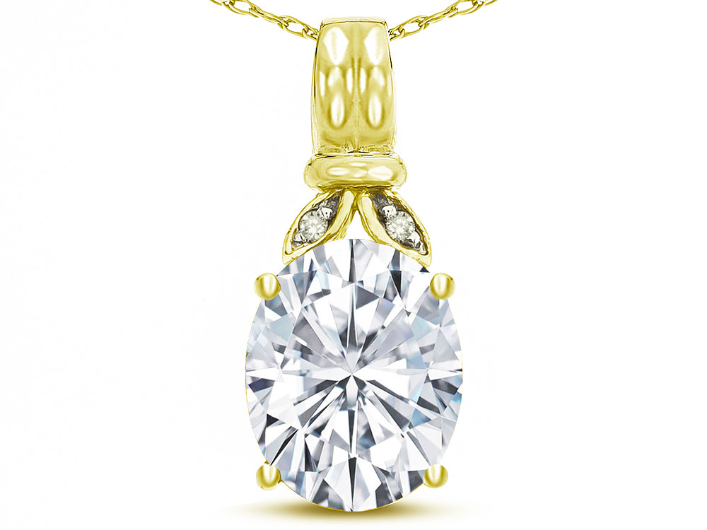 Star K  Oval 10x8 Genuine White Topaz Fashion Pendant Necklace