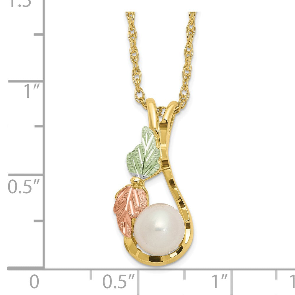 FJC Finejewelers 10 kt Tri Color Gold  w/12K Accents Fresh Water Cultured Pearl Black Hills Gold Necklace