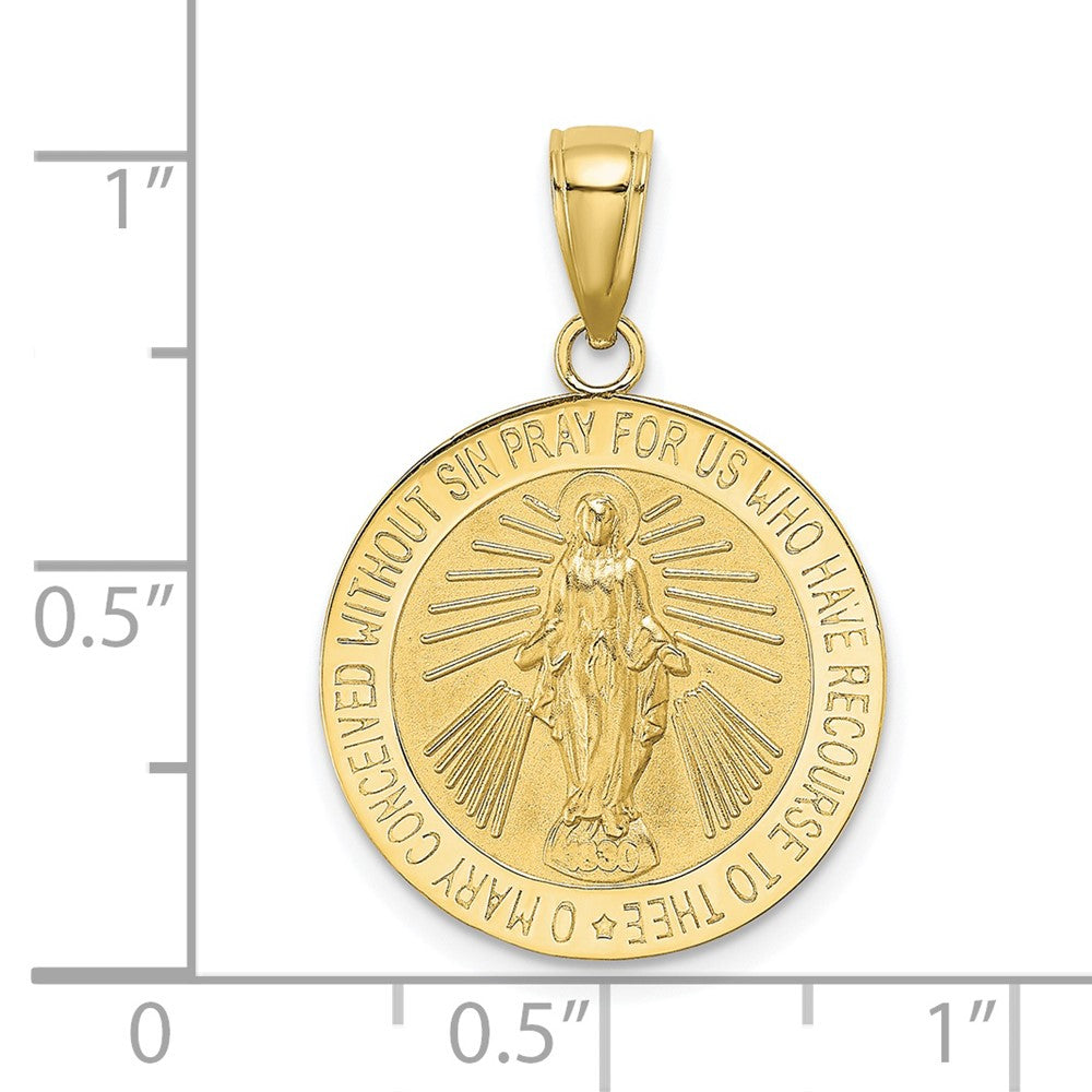 FJC Finejewelers 10 kt Yellow Gold Polished and Satin Miraculous Medal Charm 25 x 17 mm