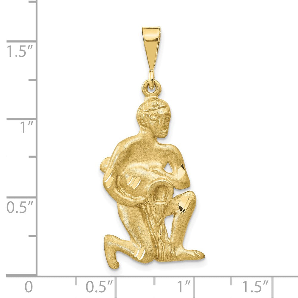 FJC Finejewelers 10 kt Yellow Gold Satin Aquarius Zodiac Charm 40 x 15 mm