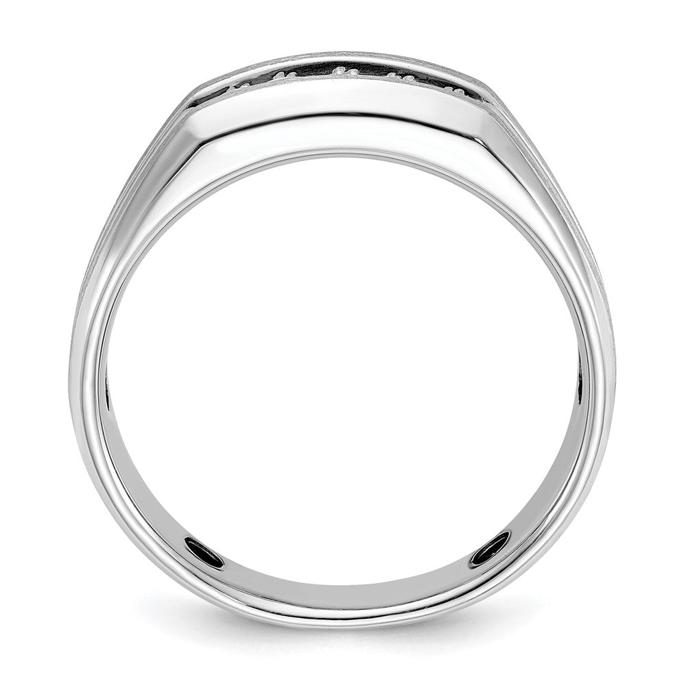 FJC Finejewelers 14 kt White Gold Men's Satin/Grooved 5-Stone Lab Grown Diamonds Ring 7 mm