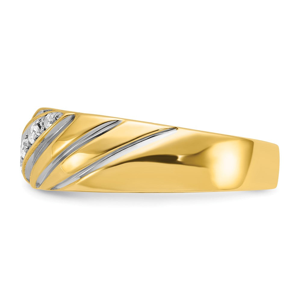 FJC Finejewelers 14 kt Yellow Gold with Rhodium Men's Polish/Grooved Lab Grown Diamonds Ring 7 mm