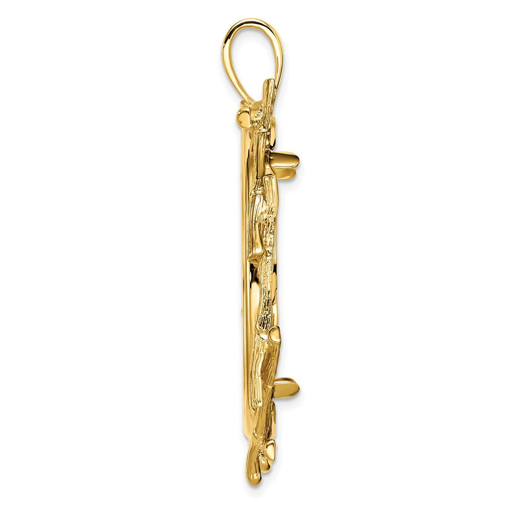 FJC Finejewelers 14 kt Yellow Gold and Textured Overlap Bamboo 32mm Prong Coin Bezel Pendant