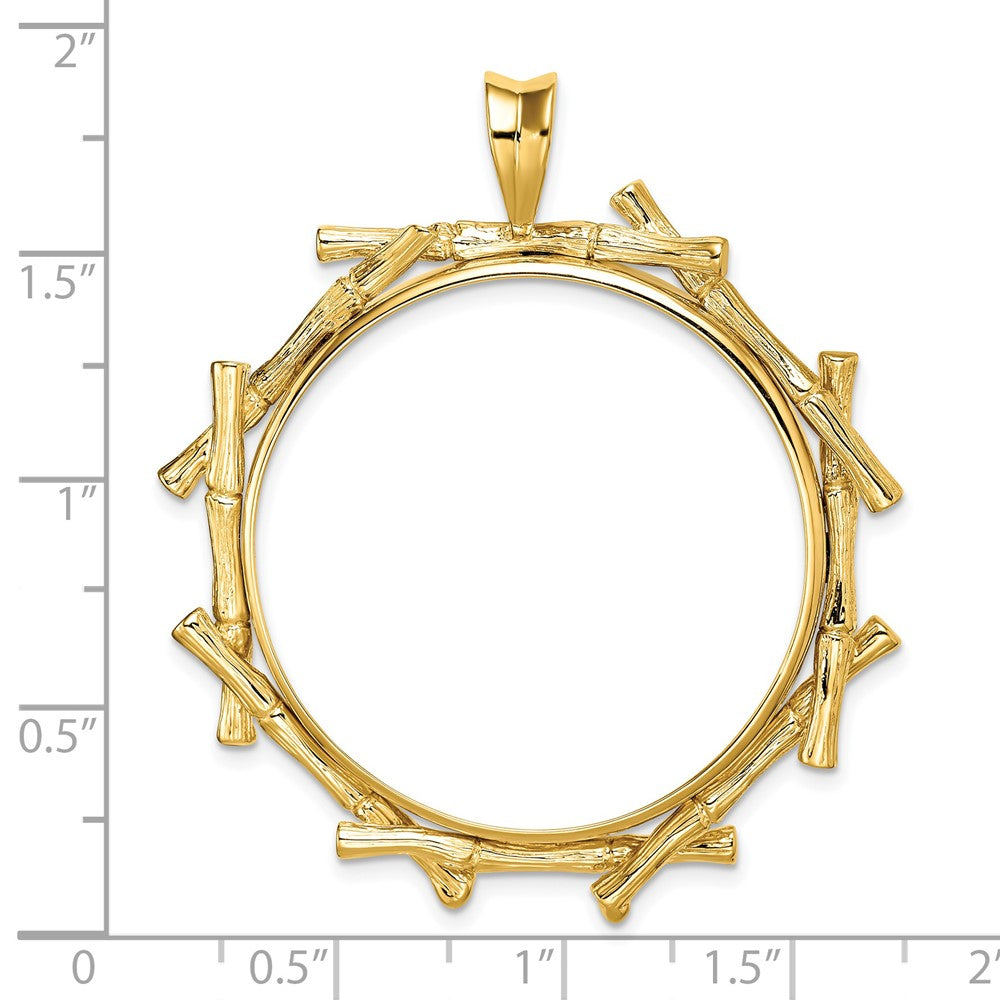 FJC Finejewelers 14 kt Yellow Gold and Textured Overlap Bamboo 32mm Prong Coin Bezel Pendant
