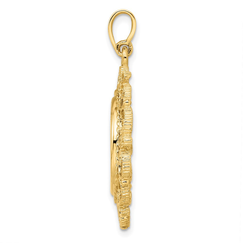FJC Finejewelers 14 kt Yellow Gold and Textured Victorian 16.5mm Prong Coin Bezel Pendant