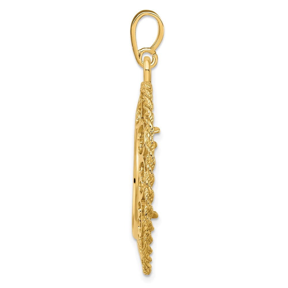 FJC Finejewelers 14 kt Yellow Gold Scroll Design with Rope Edge 17.8mm Prong Coin Bezel Pendant
