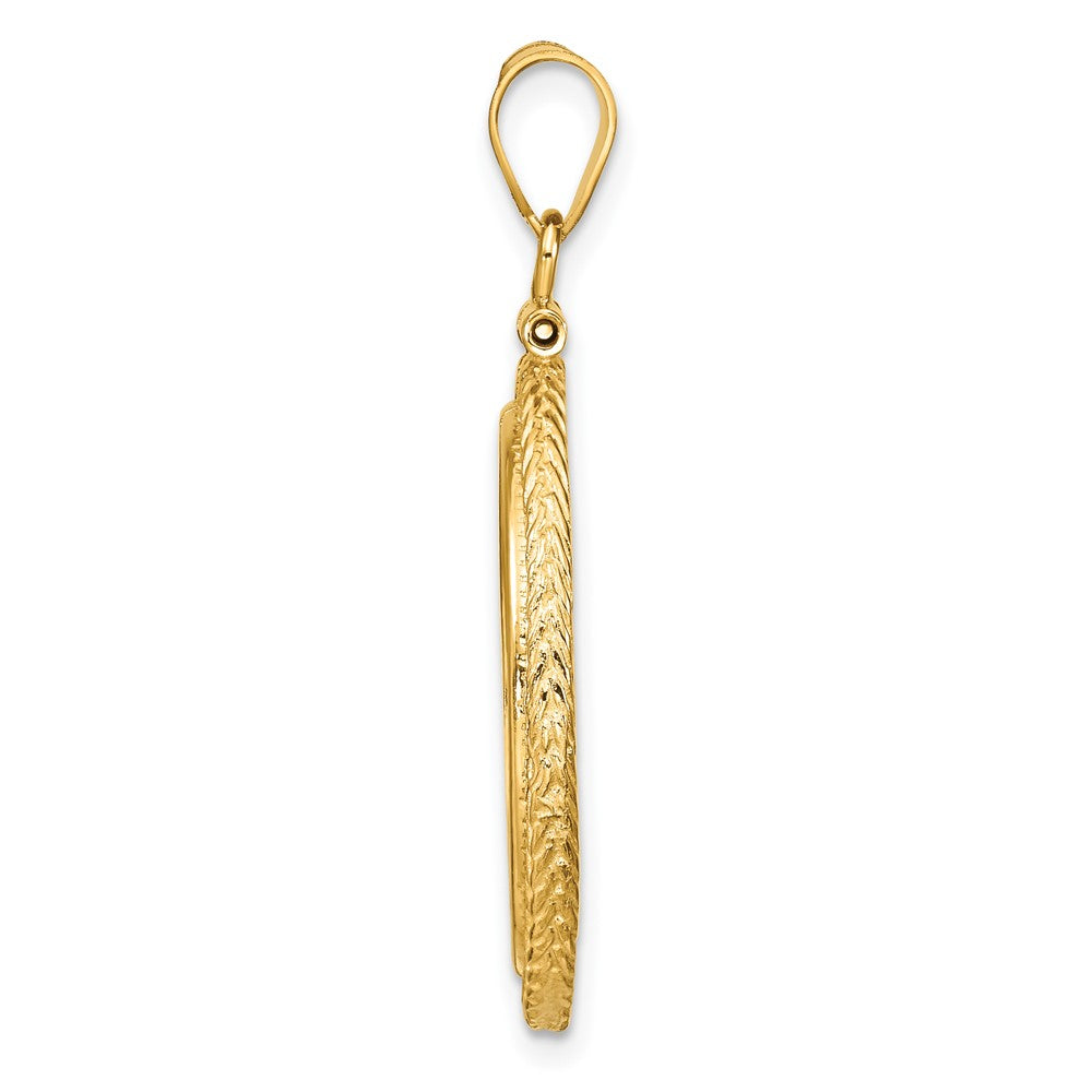 FJC Finejewelers 14 kt Yellow Gold Foxtail Chain 21.6mm x 1.7mm Screw Top Coin Bezel Pendant