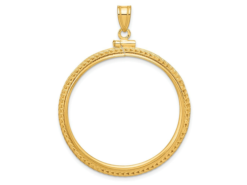 FJC Finejewelers 14 kt Yellow Gold Foxtail Chain 32.7mm x 3.00mm Screw Top Coin Bezel Pendant