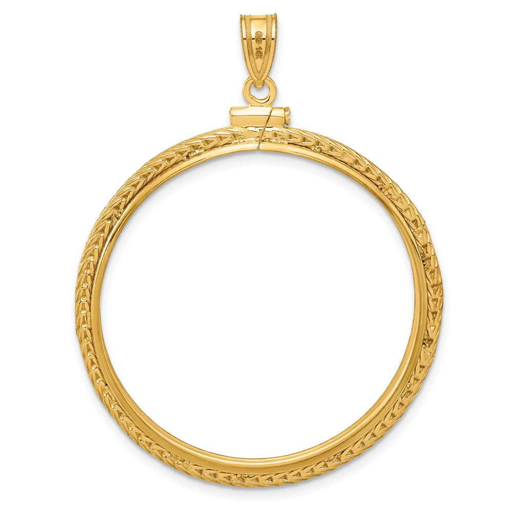 FJC Finejewelers 14 kt Yellow Gold Foxtail Chain 34.2mm x 2.85mm Screw Top Coin Bezel Pendant