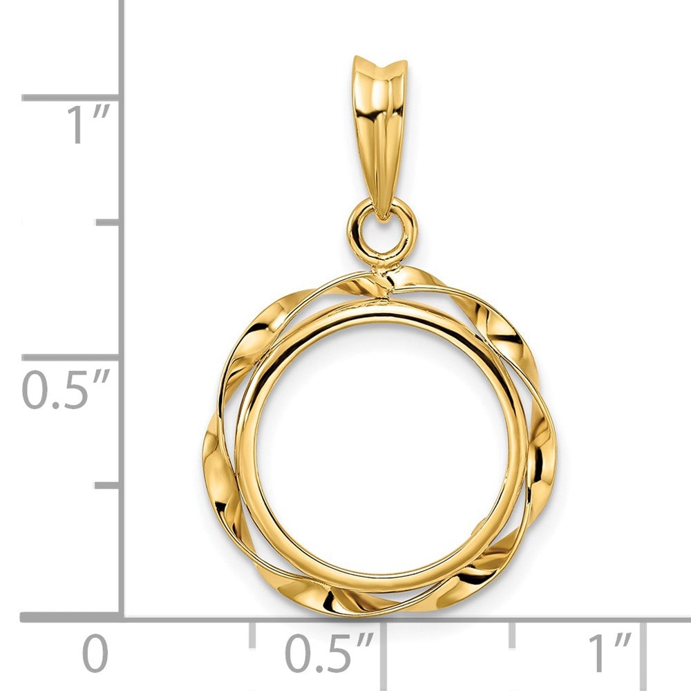 FJC Finejewelers 14 kt Yellow Gold Hand Twisted Ribbon 14.0mm Prong Coin Bezel Pendant