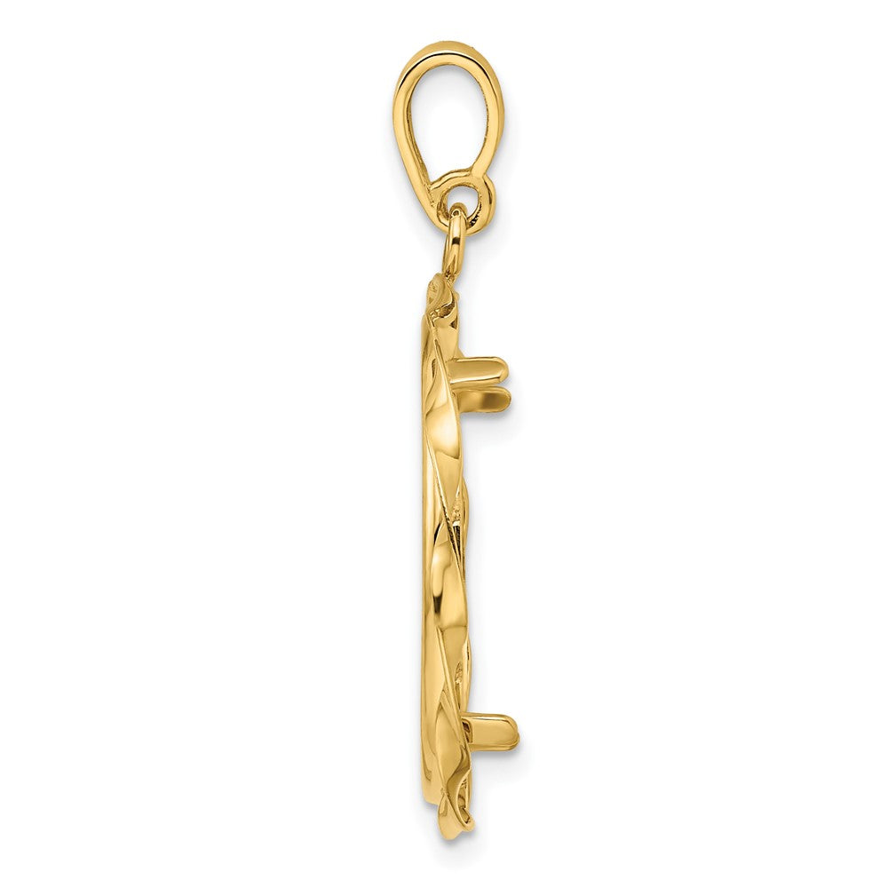 FJC Finejewelers 14 kt Yellow Gold Hand Twisted Ribbon 21.6mm Prong Coin Bezel Pendant