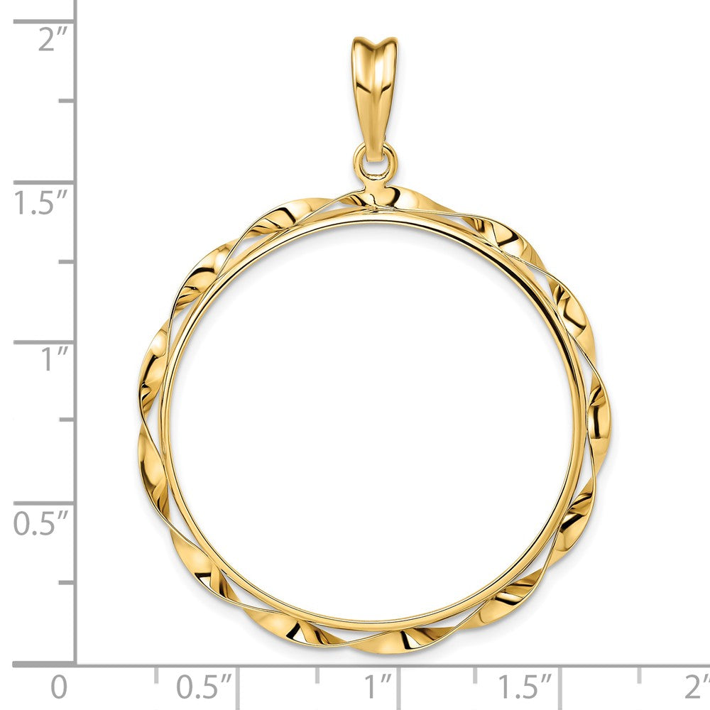 FJC Finejewelers 14 kt Yellow Gold Hand Twisted Ribbon 32.7mm Prong Coin Bezel Pendant