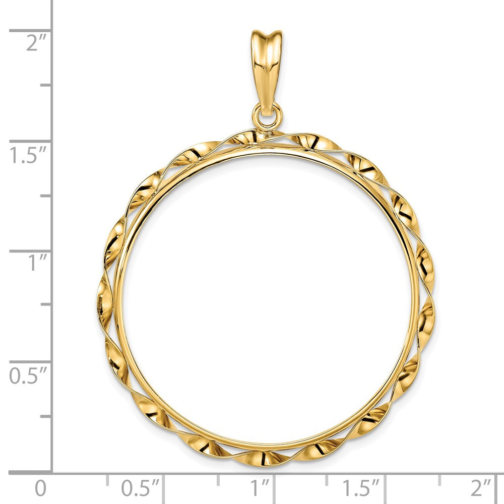 FJC Finejewelers 14 kt Yellow Gold Hand Twisted Ribbon 34.2mm Prong Coin Bezel Pendant