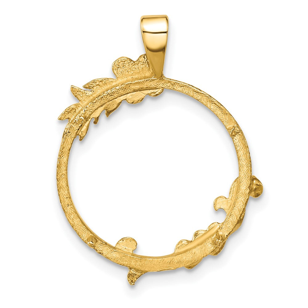FJC Finejewelers 14 kt Yellow Gold and Satin Floral Design 16.5mm Prong Coin Bezel Pendant
