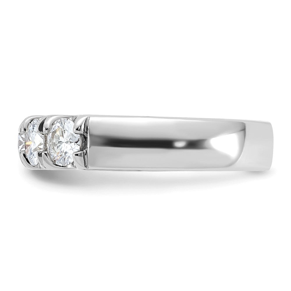 FJC Finejewelers 14 kt White Gold 1ct. 5 Stone D E F Pure Light Moissanite Band 4 mm