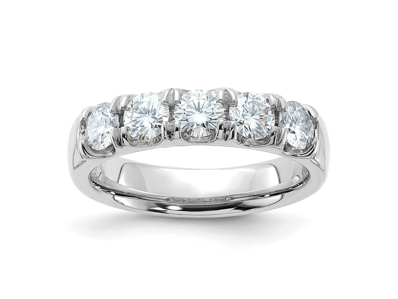 FJC Finejewelers 14 kt White Gold 1ct. 5 Stone D E F Pure Light Moissanite Band 4 mm