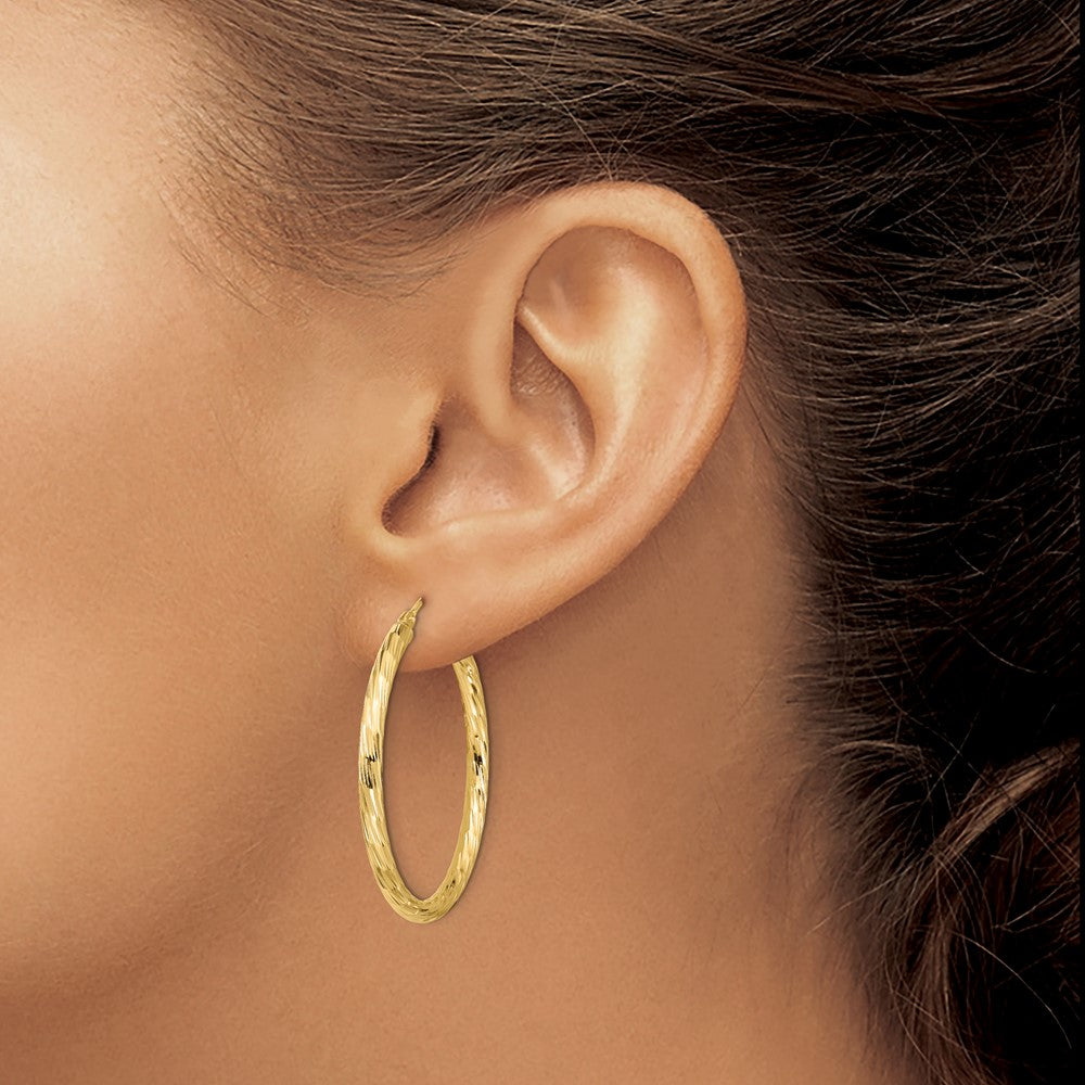 FJC Finejewelers 14 kt Yellow Gold Polished Bright Cut Hoop Earrings 34 mm x 33 mm