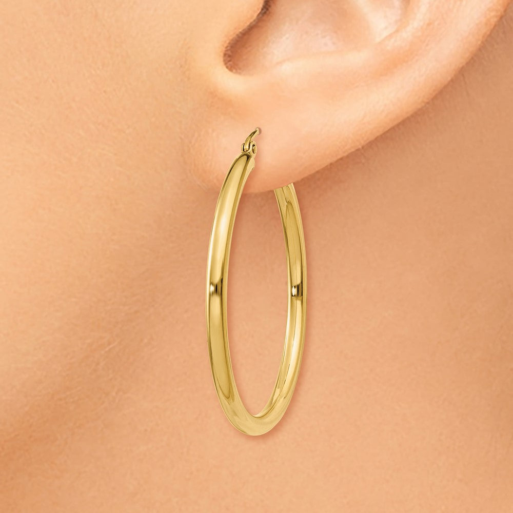FJC Finejewelers 14 kt Yellow Gold Polished 2.5mm Lightweight Tube Hoop Earrings